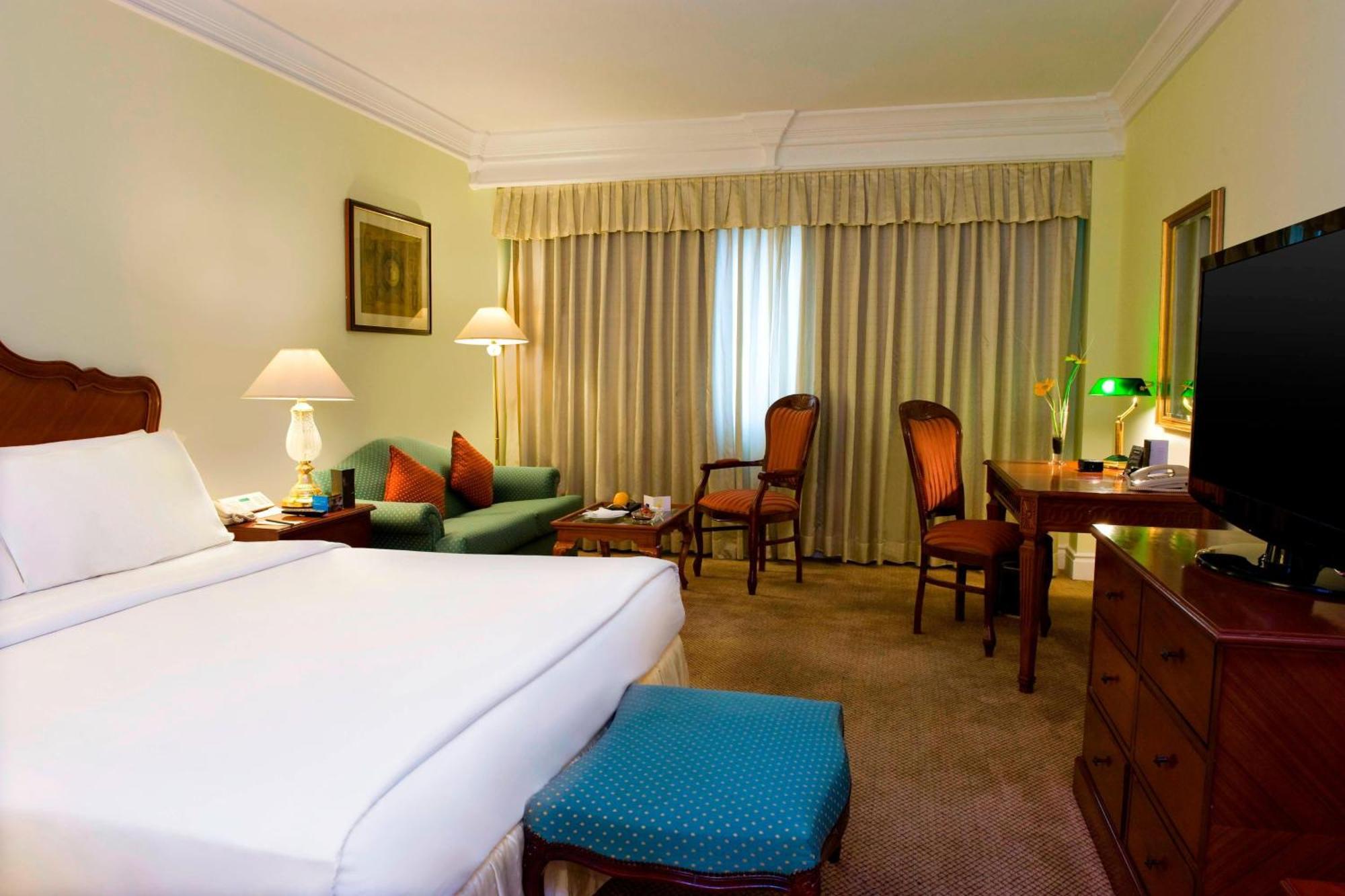 Le Royal Meridien Chennai Exterior photo