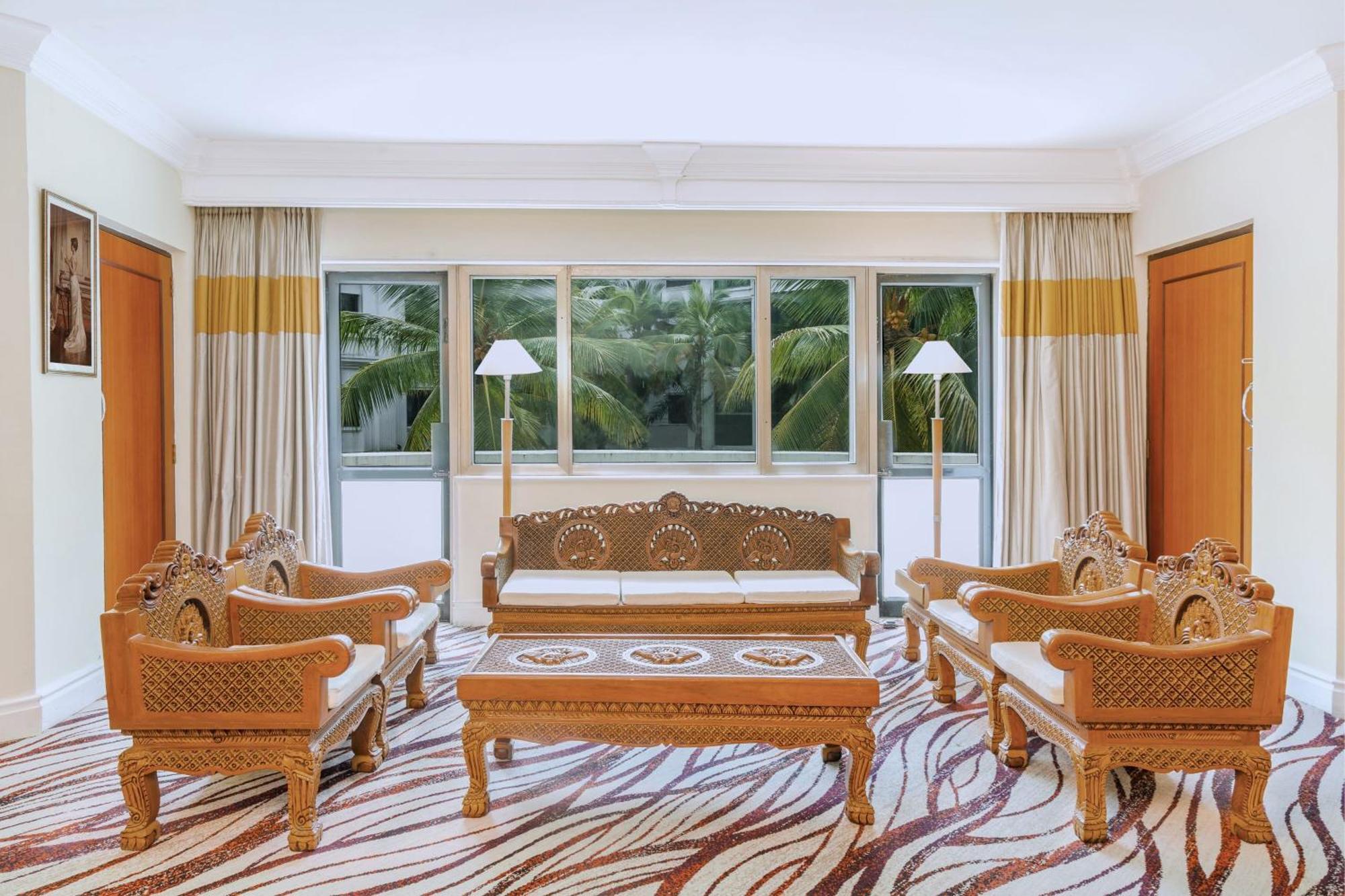 Le Royal Meridien Chennai Exterior photo