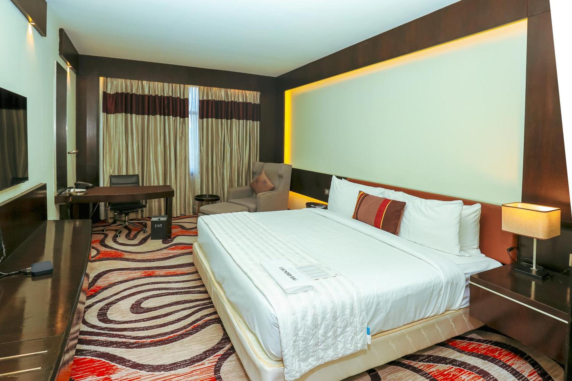 Le Royal Meridien Chennai Exterior photo