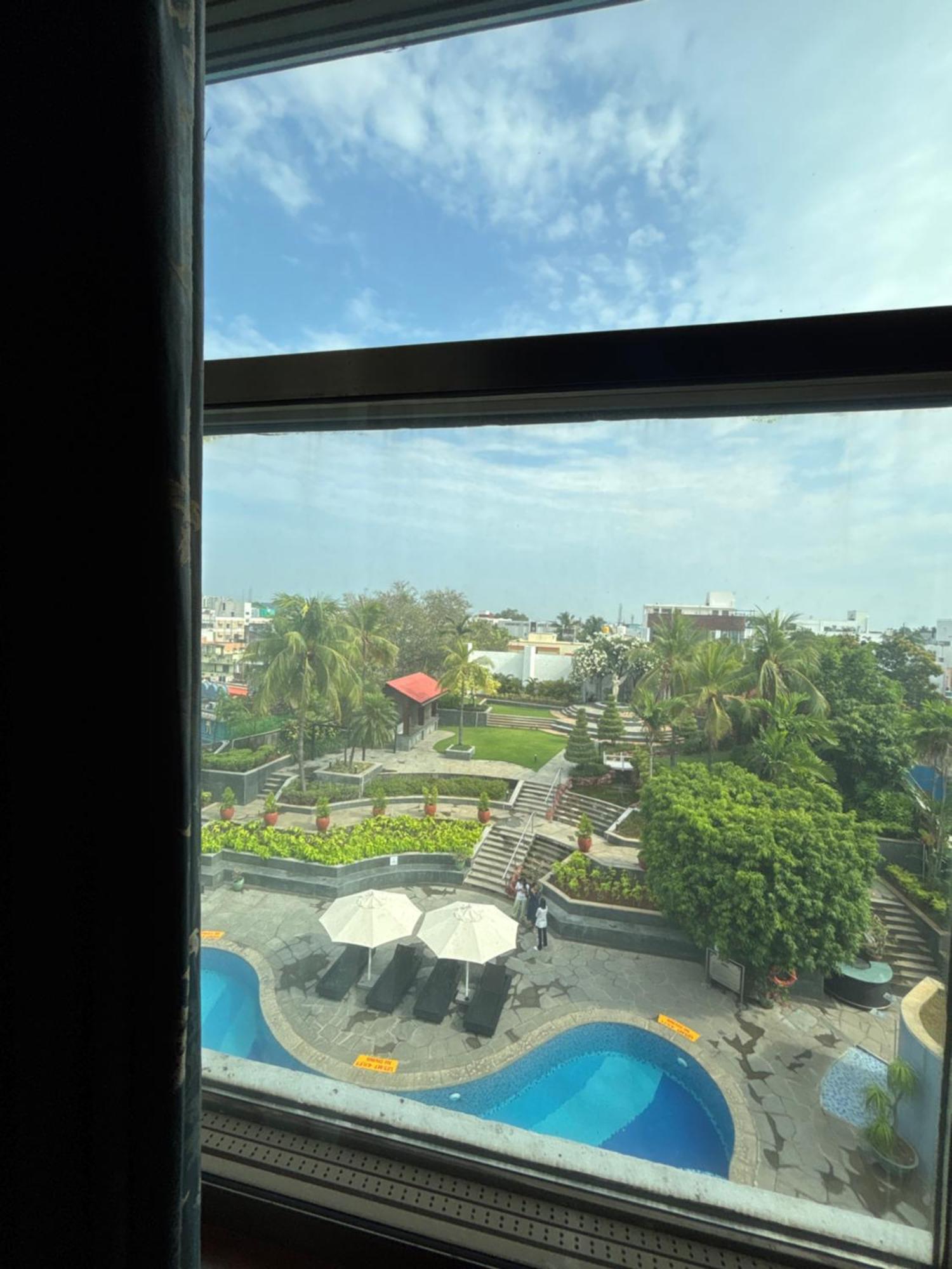 Le Royal Meridien Chennai Exterior photo