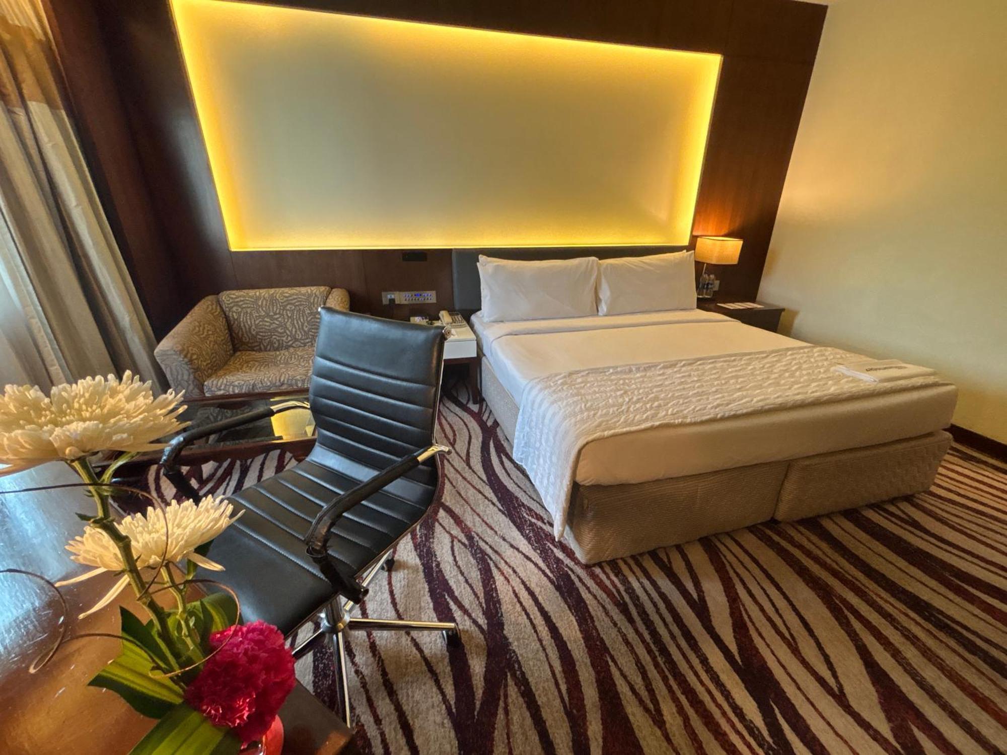 Le Royal Meridien Chennai Exterior photo